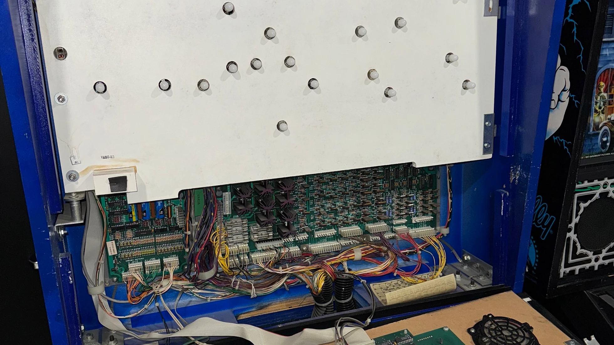 Funhouse Pinball Machine by Williams - Image 15