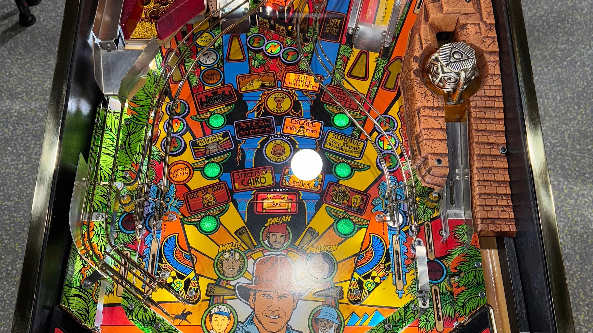 Indiana Jones Pinball Machine by Williams - Image 3