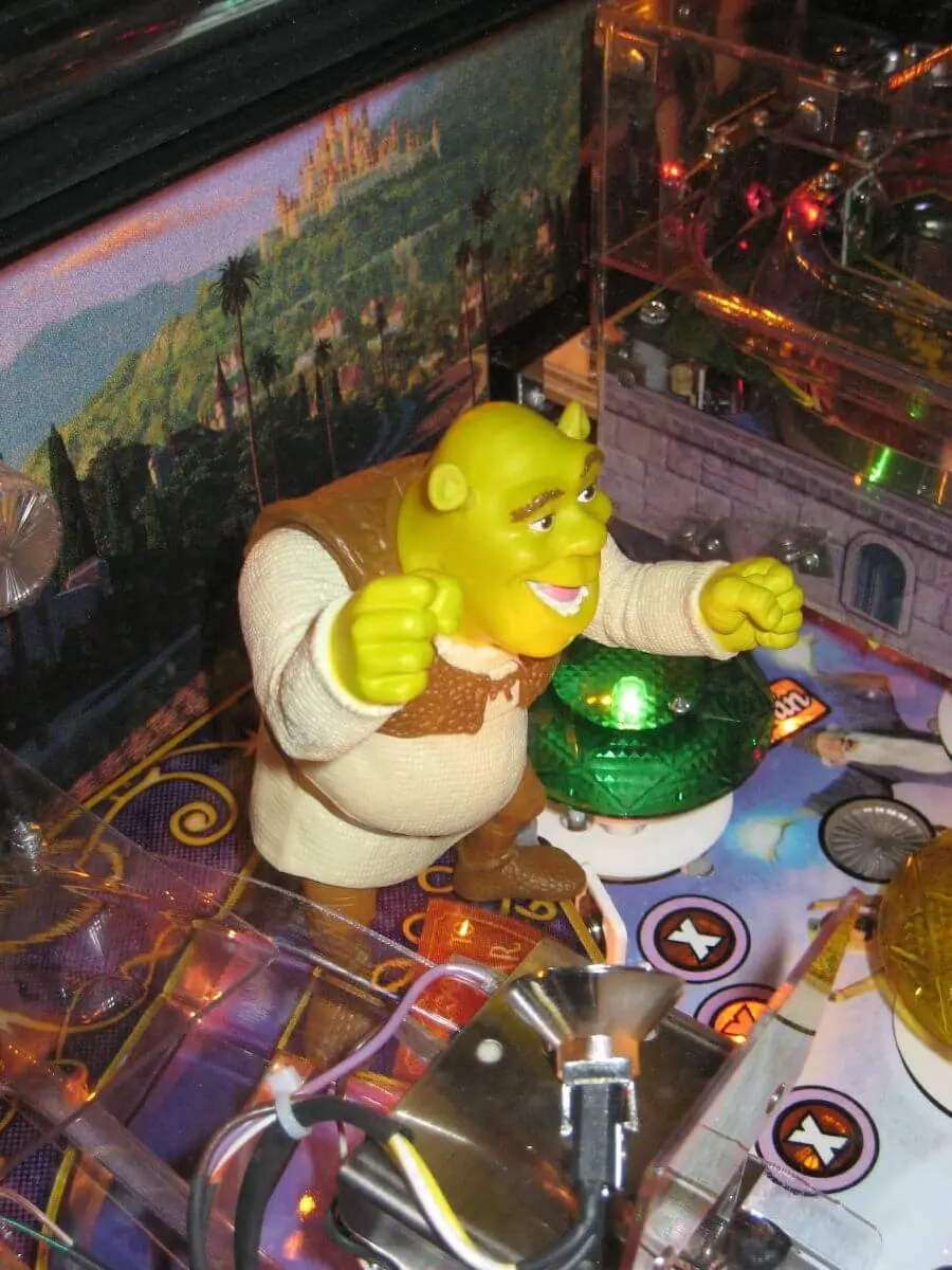 Shrek Pinball Machine - Image 4