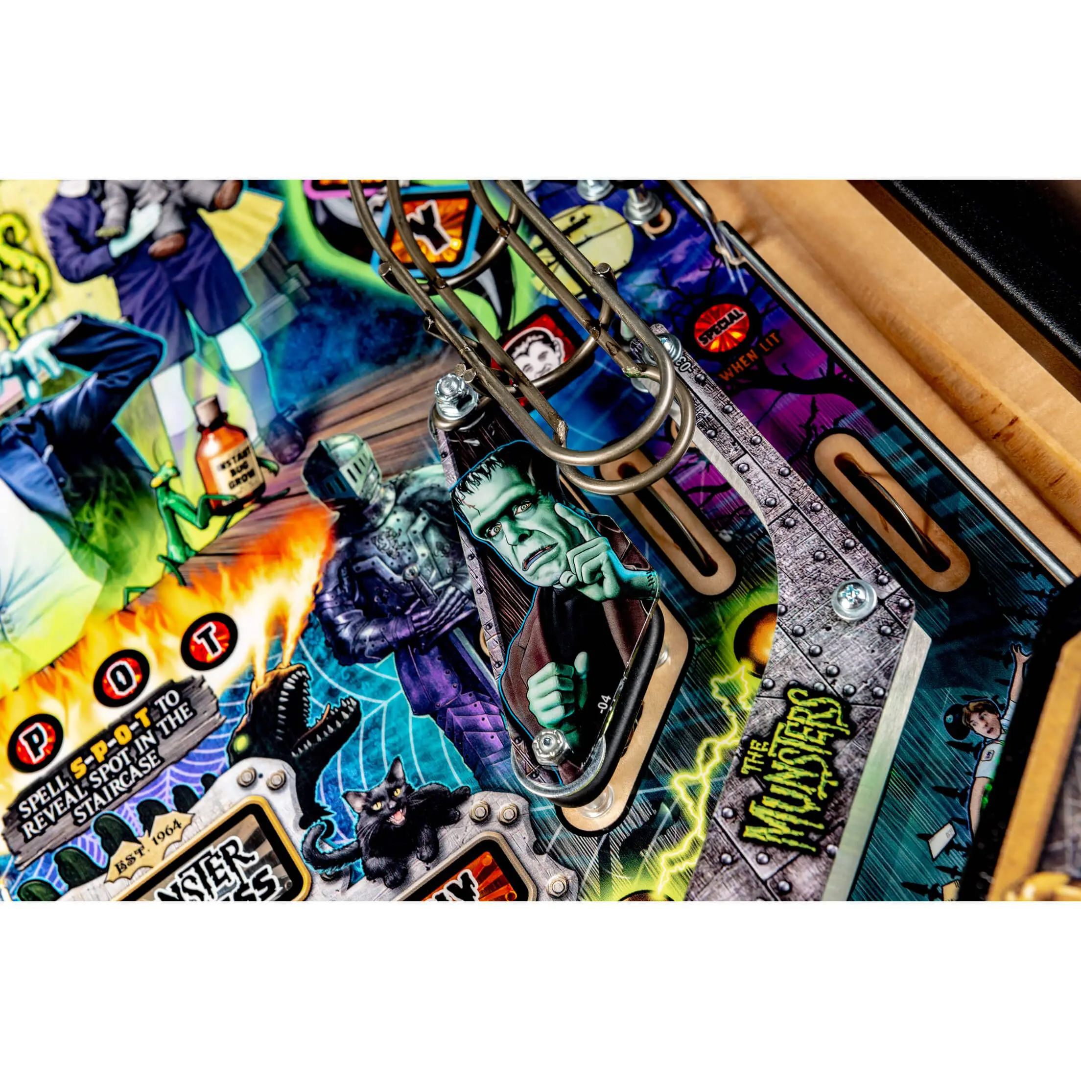 The Munsters Pro Pinball Machine - Image 4