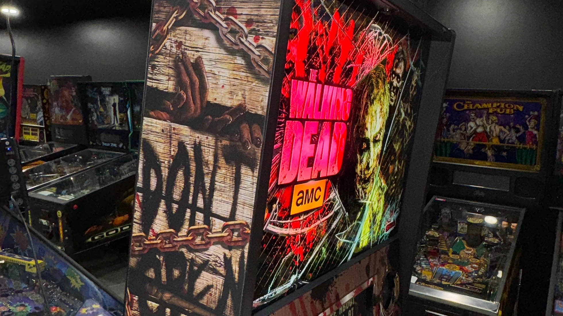 The Walking Dead Pinball Limited Edition Pinball Machine by Stern - Image 3