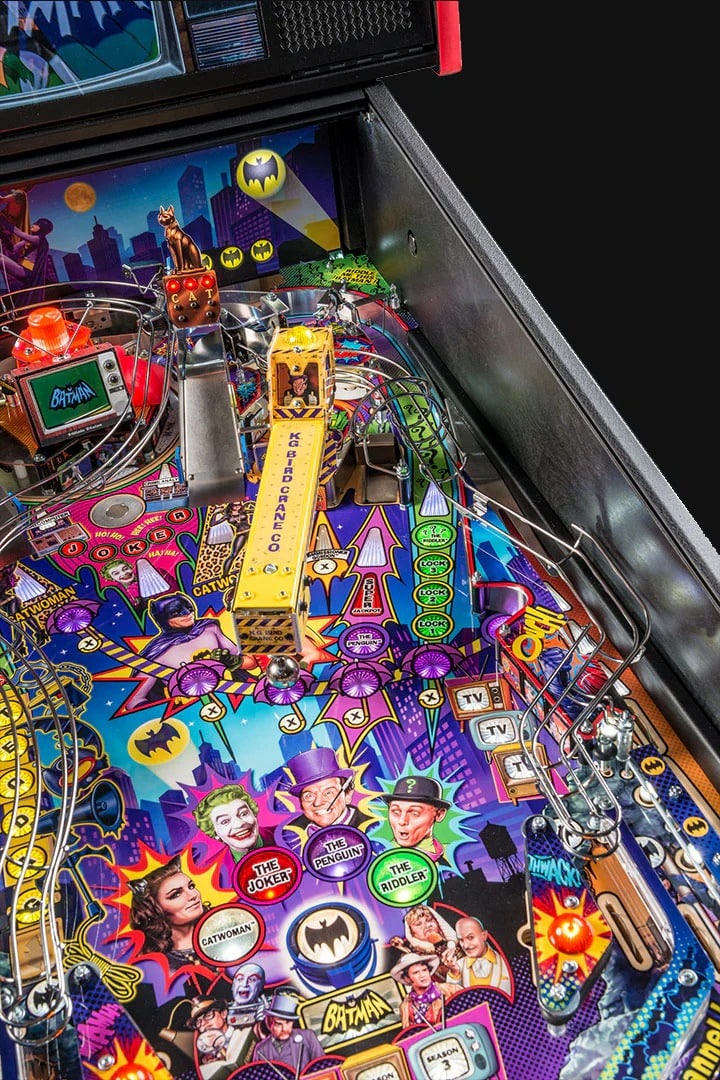 Pinball Batman '66 by Stern *Premium Edition* - Image 8