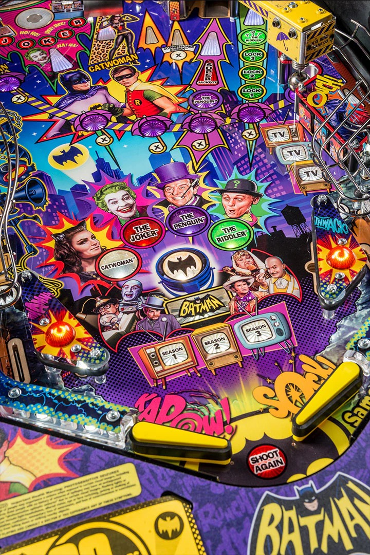 Pinball Batman '66 by Stern *Premium Edition* - Image 7